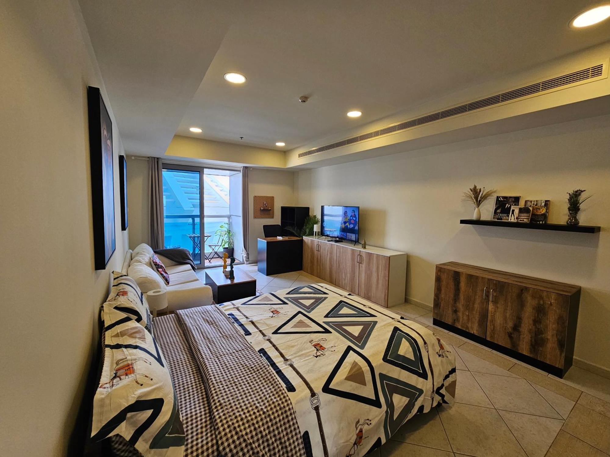 Super Host At Highest Residential Tower In The World, Private Rooms In A Shared Apartment 迪拜 客房 照片